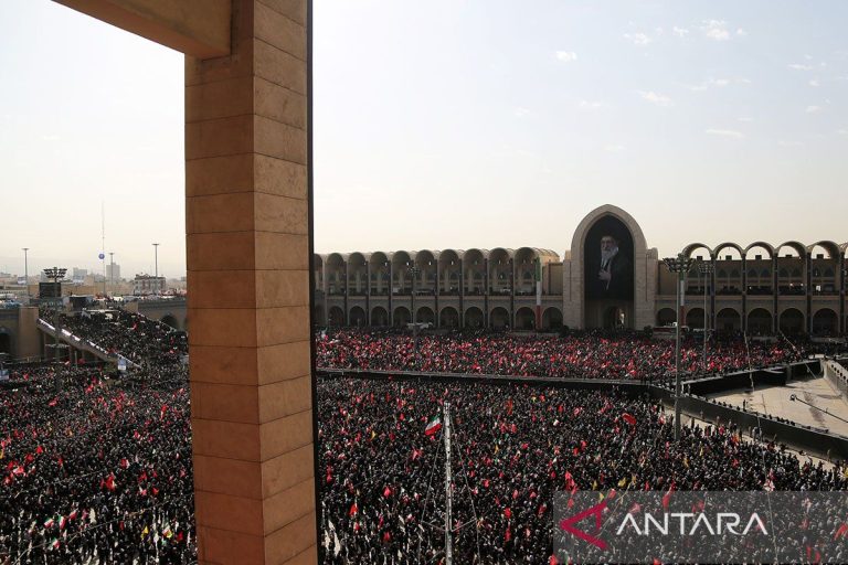 FUNERAL_CEREMONY_HELD_IN_TEHRAN_FOR_FORMER_IRANIAN_SUPREME_LEADER_ALI_KHAMENEI3