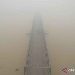 Asap-karhutla-bertambah-pekat-di-Berbak-161026-ws-1_1
