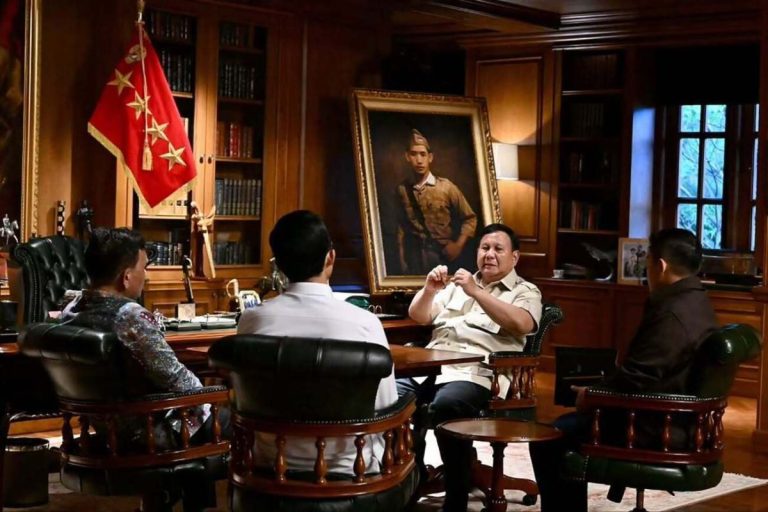 Presiden-Prabowo-Subianto-memanggil-Kepala-Badan-Komunikasi-Pemerintah-Bakom-Syahganda-Naingg