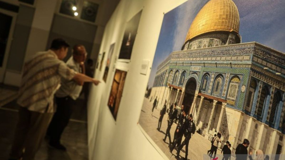 Pameran-fotografi-Ursyalim-di-Antara-Heritage-Center-220526-ryl-5A