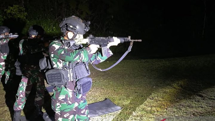 Meeting Results: Korpasgat asah kemampuan tempur dengan latihan menembak saat malam