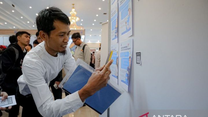 What Happened During: Pemkot Bandung gelar bursa kerja sediakan 2.361 lowongan kerja