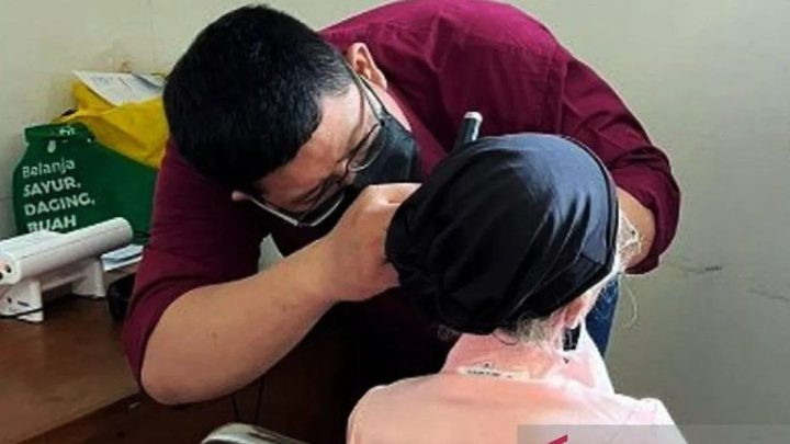 What Happened During: Sudinsos salurkan 379 alat bantu fisik bagi warga difabel di Jakbar