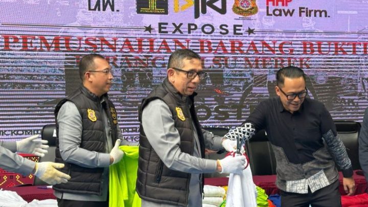 DJKI Kemenkum musnahkan 567 barang bukti pelanggaran merek pakaian