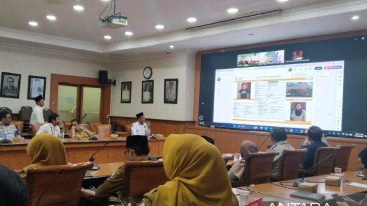 Topics Covered: Sampang fasilitasi siswa tak tertampung SR bisa masuk sekolah negeri