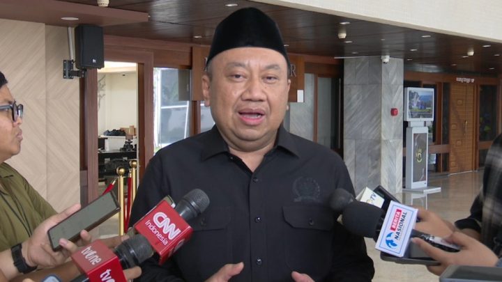 Special Plan: DPR minta hibah motor listrik tak bebani guru honorer