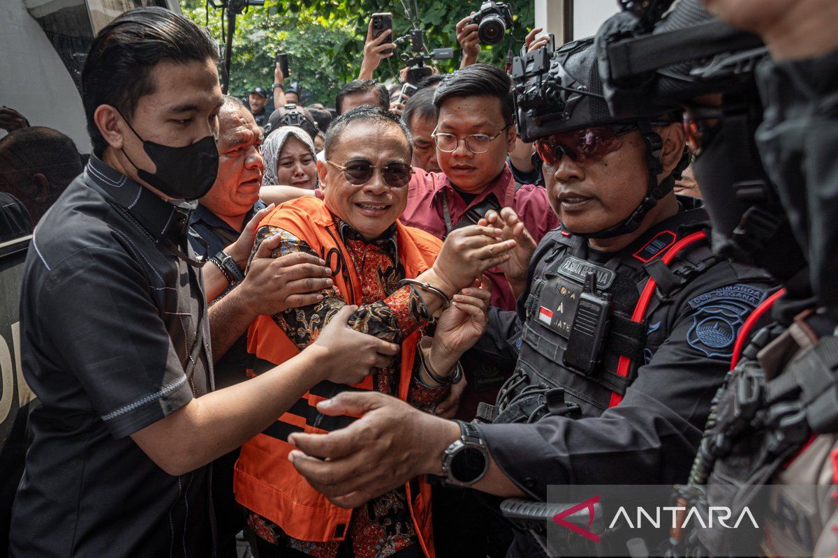 Sidang-perdana-Bupati-Pati-nonaktif-Sudewo-di-Semarang-150626-ast-11