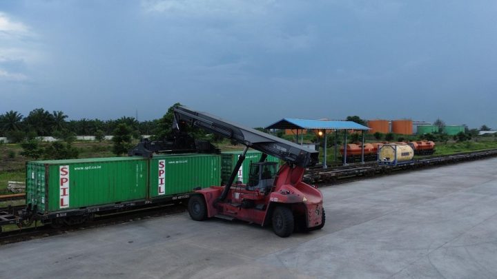 Special Plan: Angkutan Peti Kemas KAI Tumbuh 19,35 Persen, Dukung Efisiensi Logistik dan Konektivitas Ekonomi Nasional
