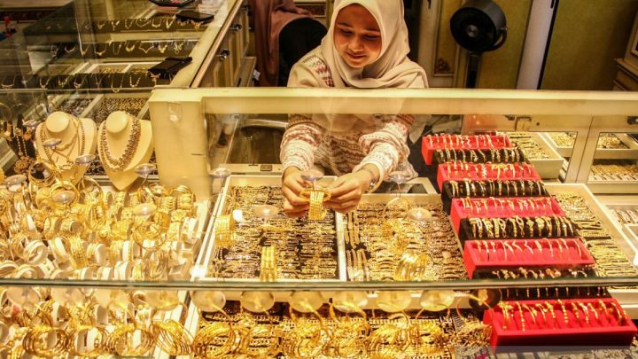 Harga emas Antam pada Selasa ini naik Rp5.000 menjadi Rp2,673 juta/gr