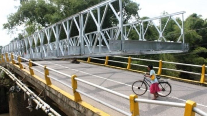 BNPB: TNI-warga pasang jembatan darurat pulihkan akses di Temanggung