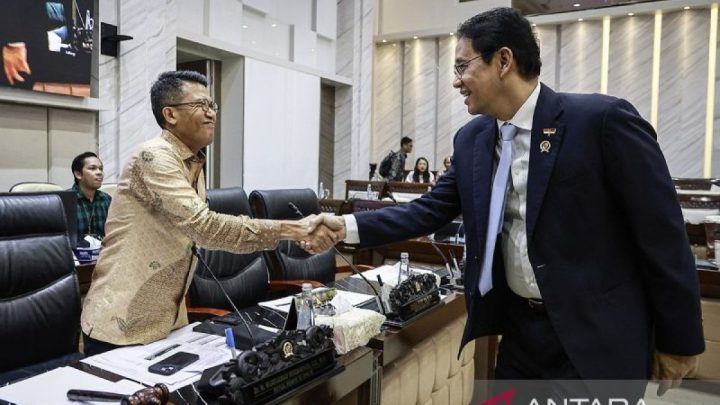 Facing Challenges: Ketua Komisi XI yakin verifikasi investor Patriot Bond berjalan baik