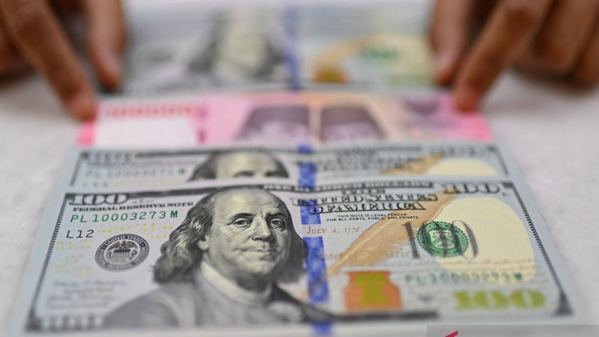 Rupiah pada Selasa pagi melemah menjadi Rp17.859 per dolar AS