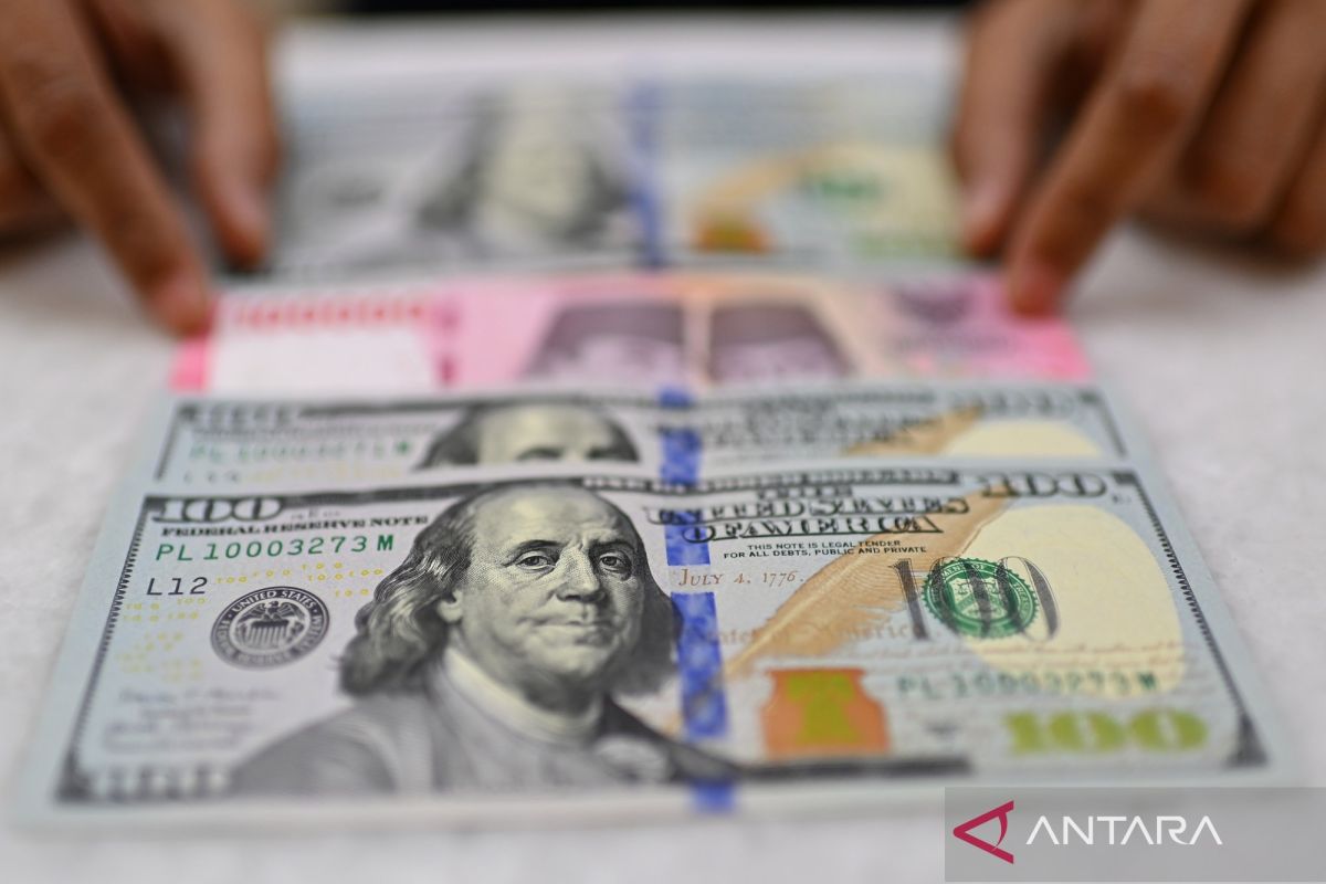 nilai-tukar-rupiah-melemah-115-poin-2788411
