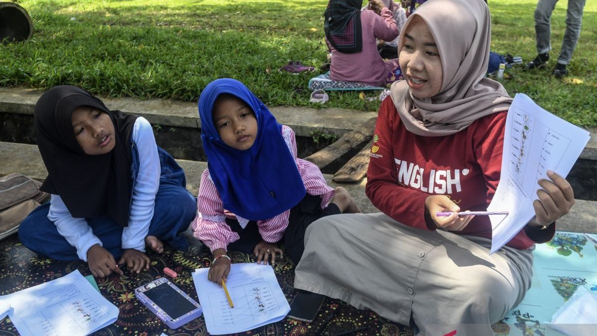 pembelajaran-bahasa-inggris-bagi-anak-penerima-pkh-2787195