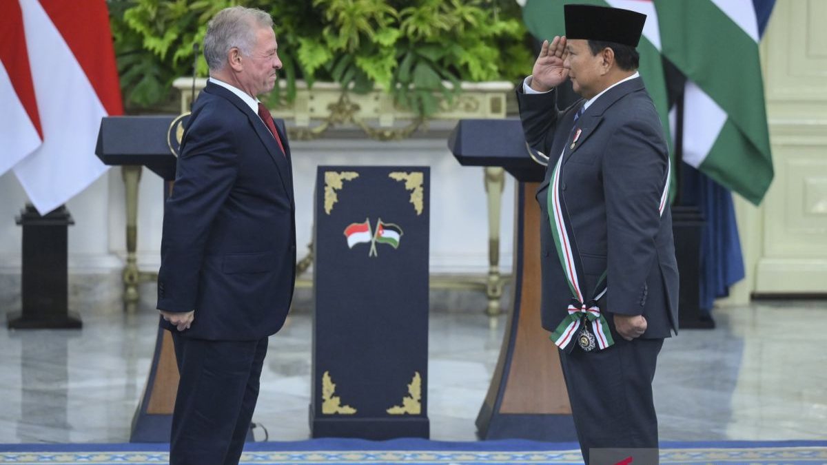 presiden-prabowo-terima-gelar-kehormatan-dari-raja-yordania-2667993
