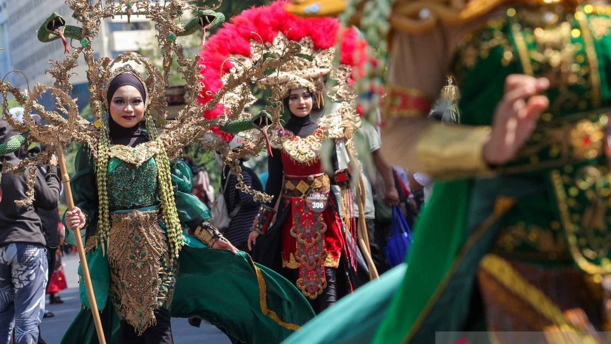 surabaya-fashion-festival-210626-Ds-4