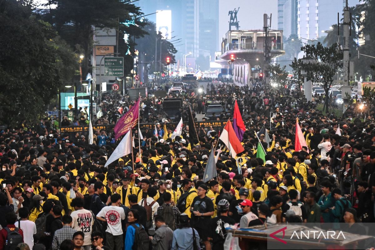 unjuk-rasa-mahasiswa-dan-elemen-masyarakat-di-jakarta-2804711
