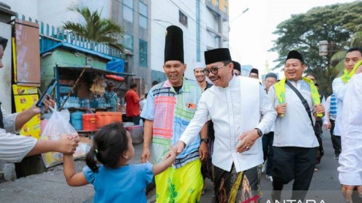 walikota-sarungan