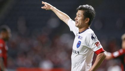 2021-12-21T164847Z_1_LYNXMPEHBK0RK_RTROPTP_4_SOCCER-JAPAN-KING-KAZU
