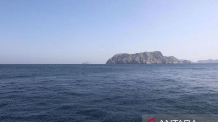 Iran dan AS saling baku tembak di Selat Hormuz