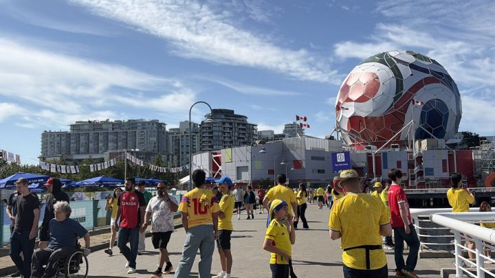 What Happened During: Suporter padati BC Place sambut laga terakhir Piala Dunia di Vancouver