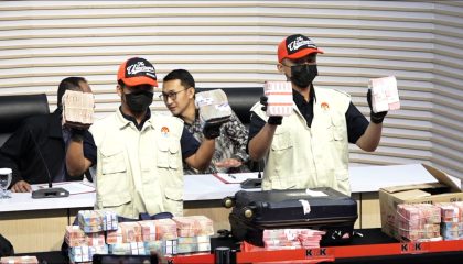 KPK-PERKETAT-PENGAMANAN-DATA-USAI-PEGAWAINYA-JADI-TERSANGKA