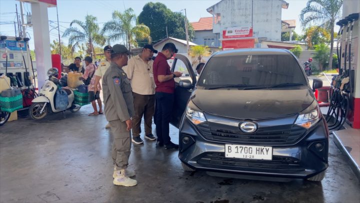 NTT gelar operasi agar kendaraan menunggak pajak tak beli BBM subsidi