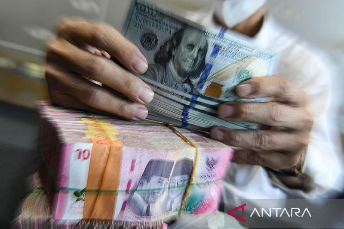 Rupiah-Menguat-150525-Adm-4