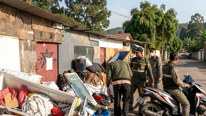 Special Plan: Pemkot layangkan SP ke oknum yang blokade Jalan Inspeksi Cengkareng