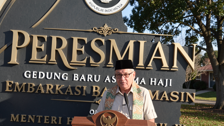 Facing Challenges: Menhaj: Layanan haji 2026 di Embarkasi Banjarmasin cukup bagus