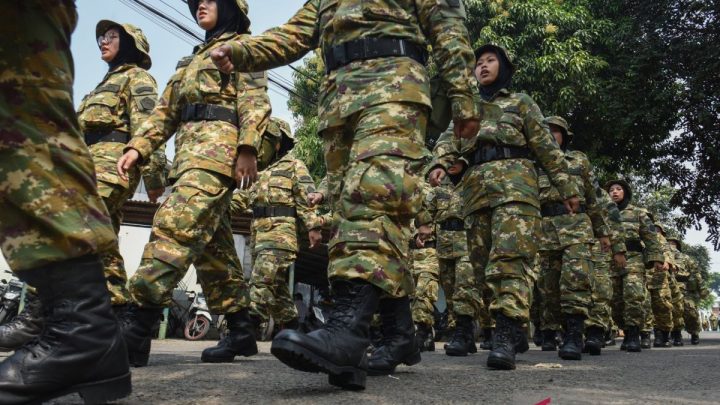 Latest Program: Politik sepekan, latsarmil dihentikan hingga Jabar jadi Tatar Sunda