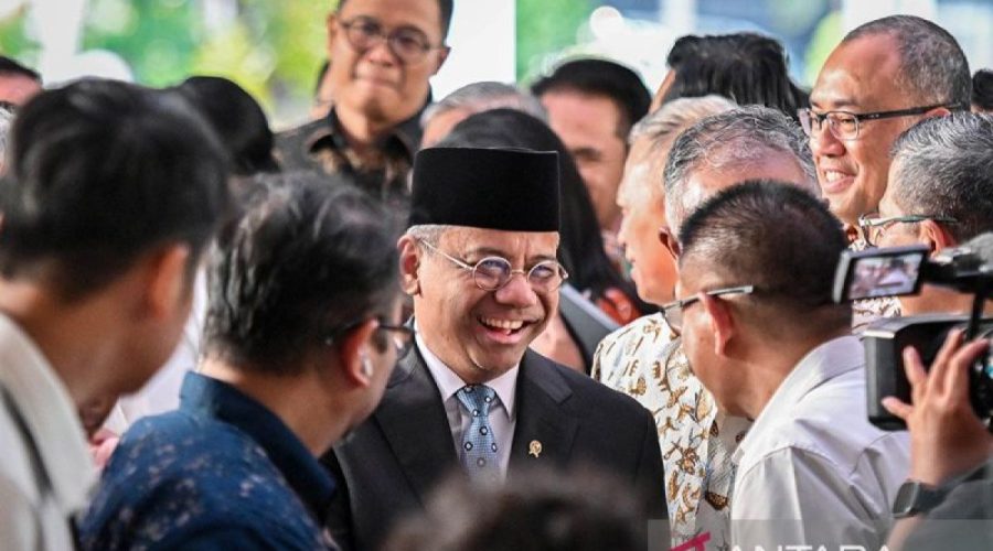 perkenalan-menteri-keuangan-suahasil-nazara-2863621_1
